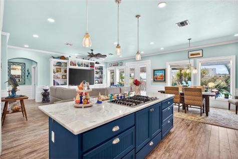 616 Shoreline Circle Port Aransas TX 78373