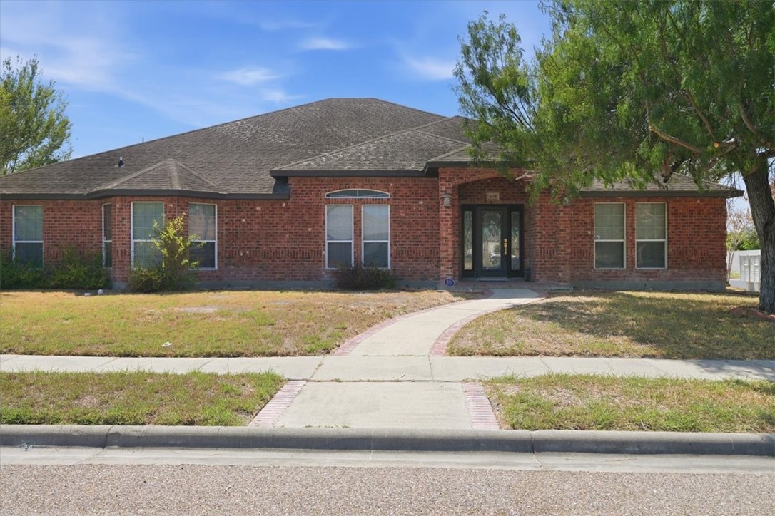 4201 Lake Apache Drive Corpus Christi TX 78413