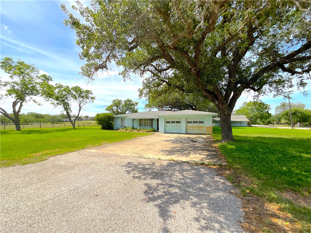 311 W. Ward Refugio TX 78377