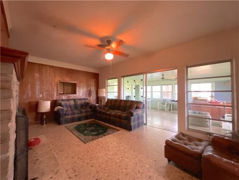 311 W. Ward Refugio TX 78377