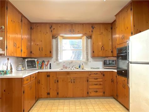 311 W. Ward Refugio TX 78377