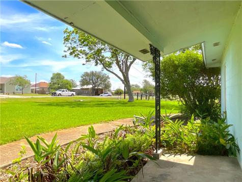 311 W. Ward Refugio TX 78377