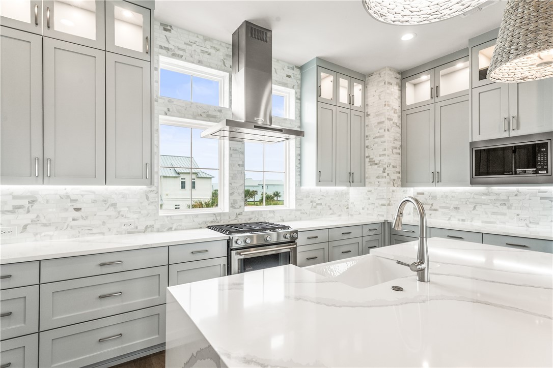 205 Horse Tail Lane Port Aransas TX 78373