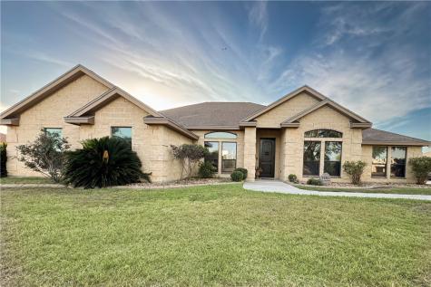 5481 Lonesome Dove Robstown TX 78380