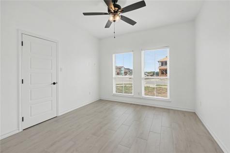 101 Sapphire Street Portland TX 78374