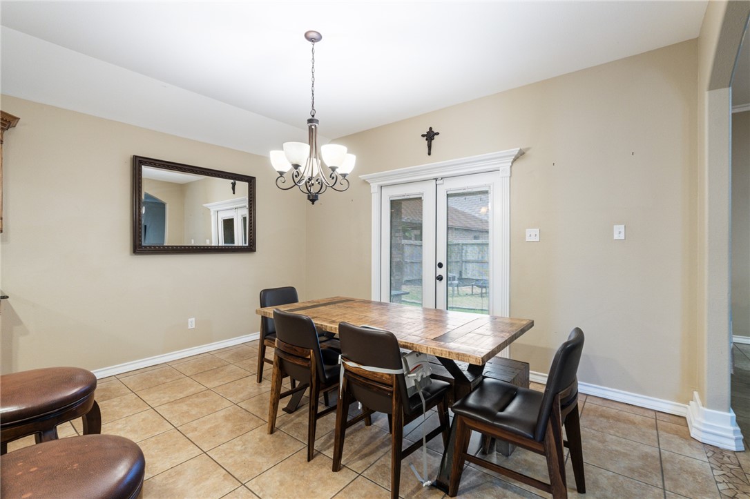 6913 Round Table Street Corpus Christi TX 78414