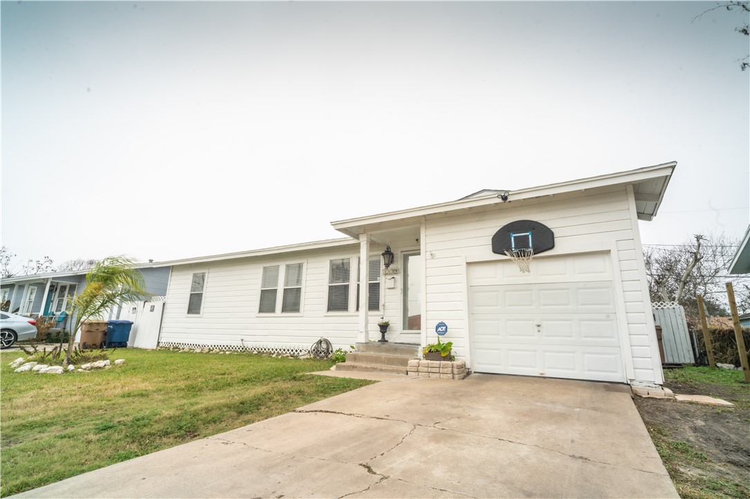 1125 Woodlawn Drive Corpus Christi TX 78412