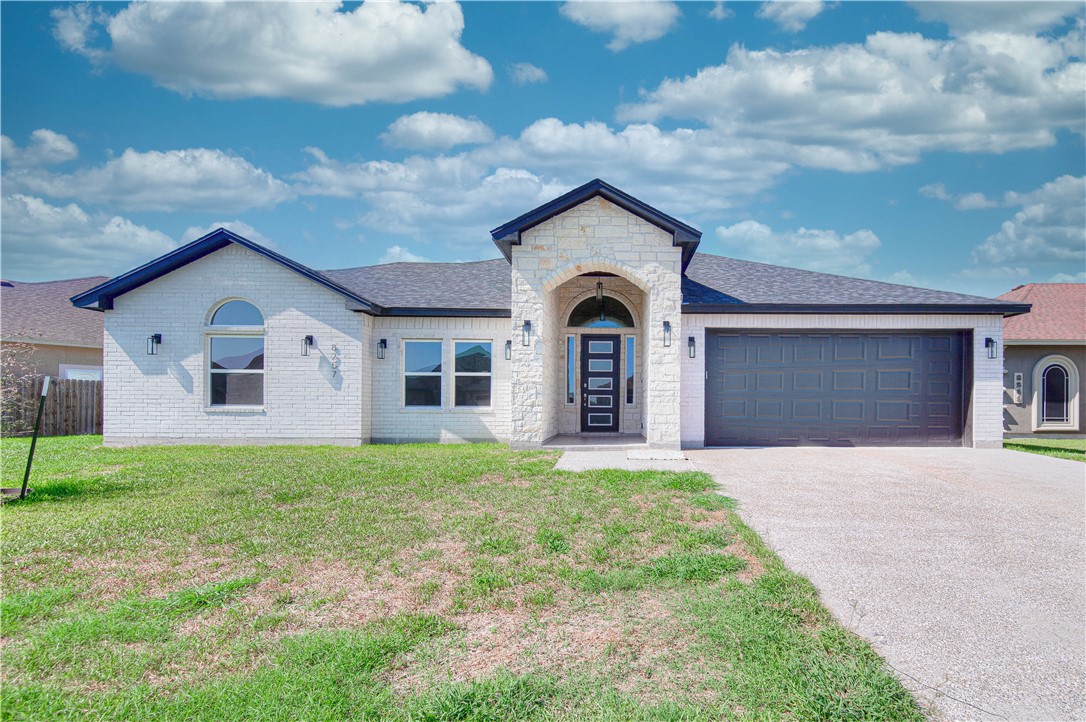 8257 Merlin Place Corpus Christi TX 78414