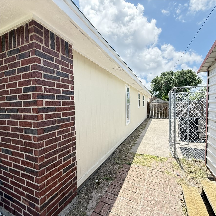 2245 Ivy Drive Corpus Christi TX 78418