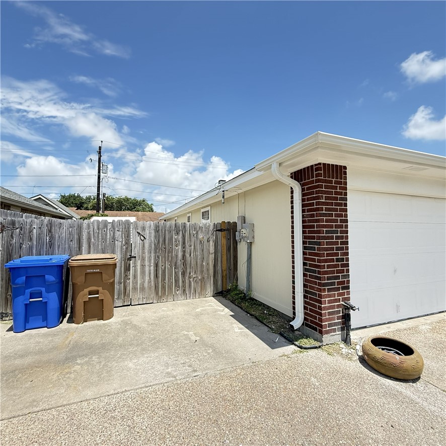 2245 Ivy Drive Corpus Christi TX 78418