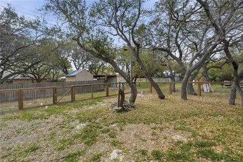 915 S 12th Street Aransas Pass TX 78336