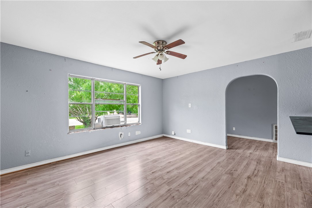 10614 Emmord Loop Corpus Christi TX 78410
