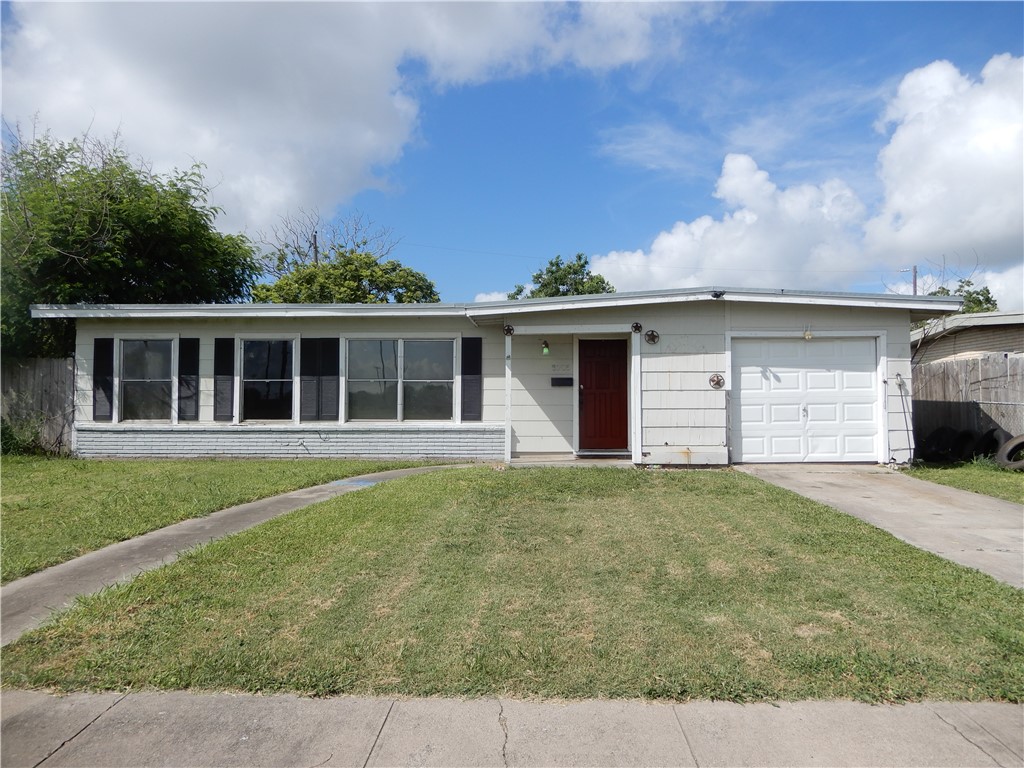 3705 Lamont Street Corpus Christi TX 78415