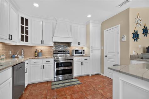 718 E Port Drive Port Mansfield TX 78598