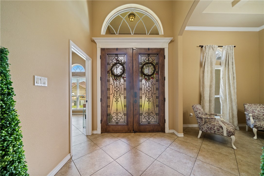 7513 E Lake Drive Corpus Christi TX 78414