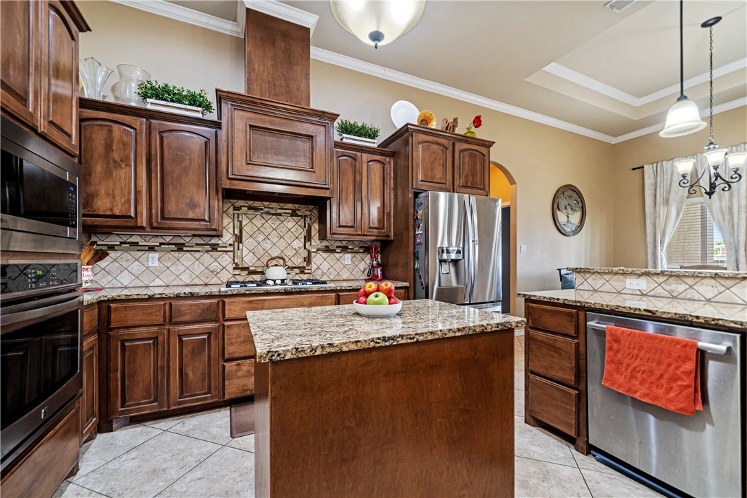 7513 E Lake Drive Corpus Christi TX 78414
