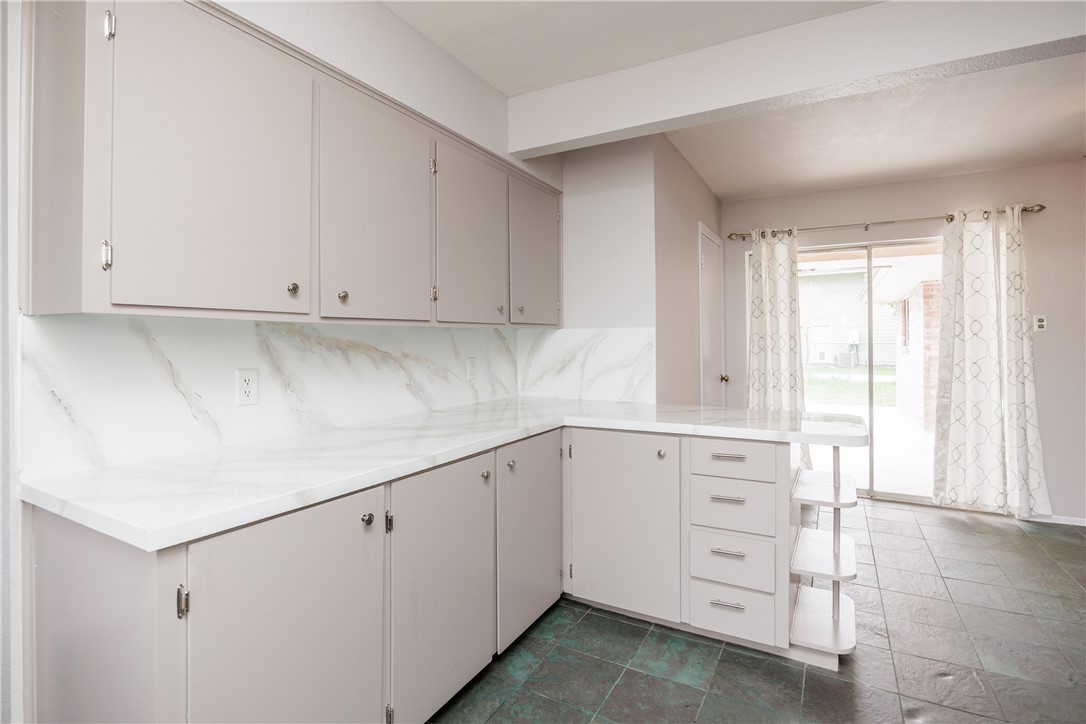 6993 Lake View Drive Corpus Christi TX 78412