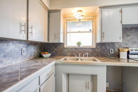1410 Denver Street Portland TX 78374