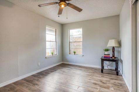 1410 Denver Street Portland TX 78374