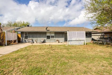 1410 Denver Street Portland TX 78374