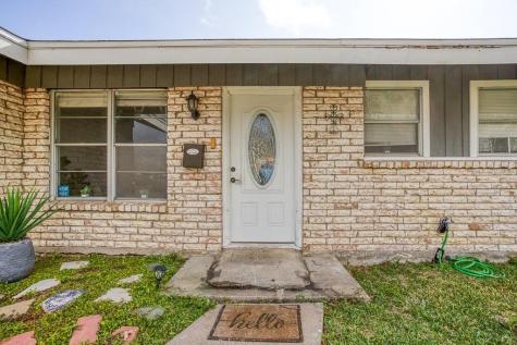 1410 Denver Street Portland TX 78374