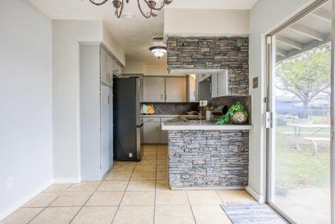 1410 Denver Street Portland TX 78374