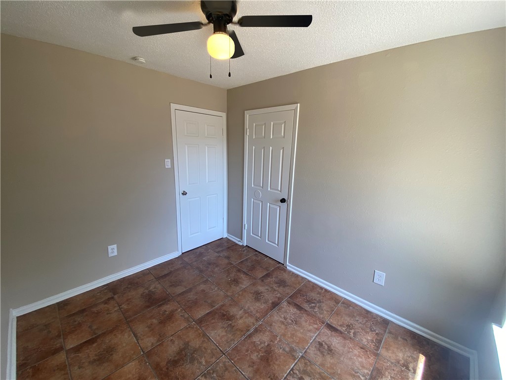1433 Madrid Drive Corpus Christi TX 78416
