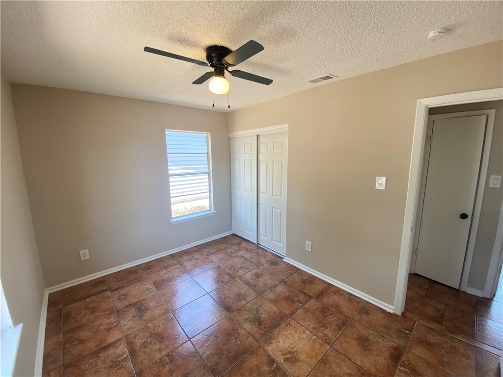 1433 Madrid Drive Corpus Christi TX 78416