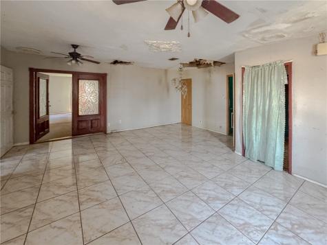 2702 Riggan Street Corpus Christi TX 78404