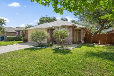157 Heron Oaks Rockport TX 78382
