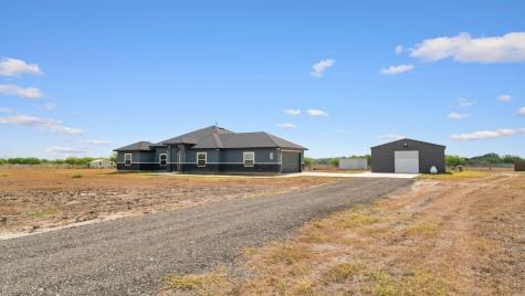 5112 County Road 101 Robstown TX 78380