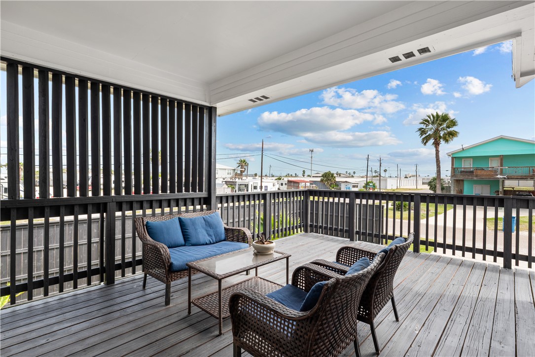 405 W Avenue C Avenue Port Aransas TX 78373