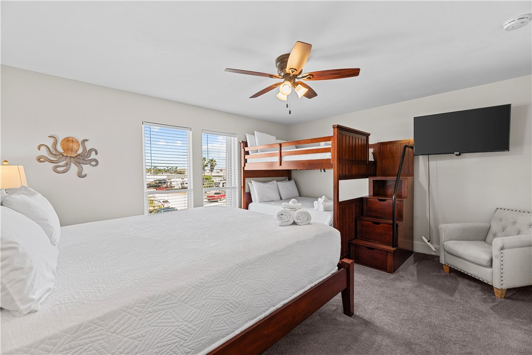 405 W Avenue C Avenue Port Aransas TX 78373