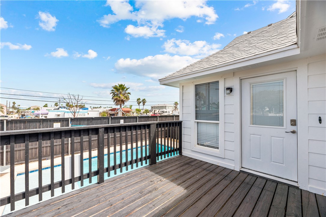 405 W Avenue C Avenue Port Aransas TX 78373
