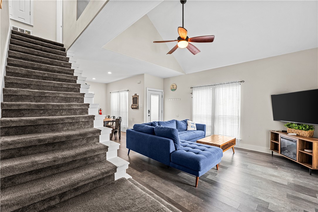 405 W Avenue C Avenue Port Aransas TX 78373