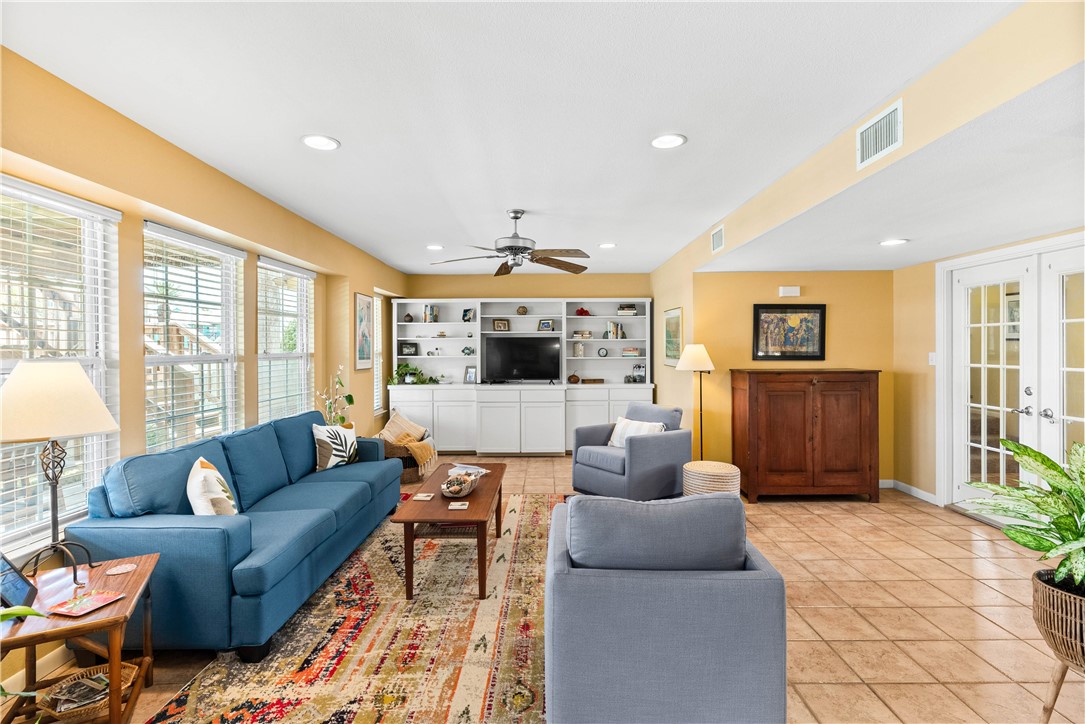 4 Pelican Drive Rockport TX 78382