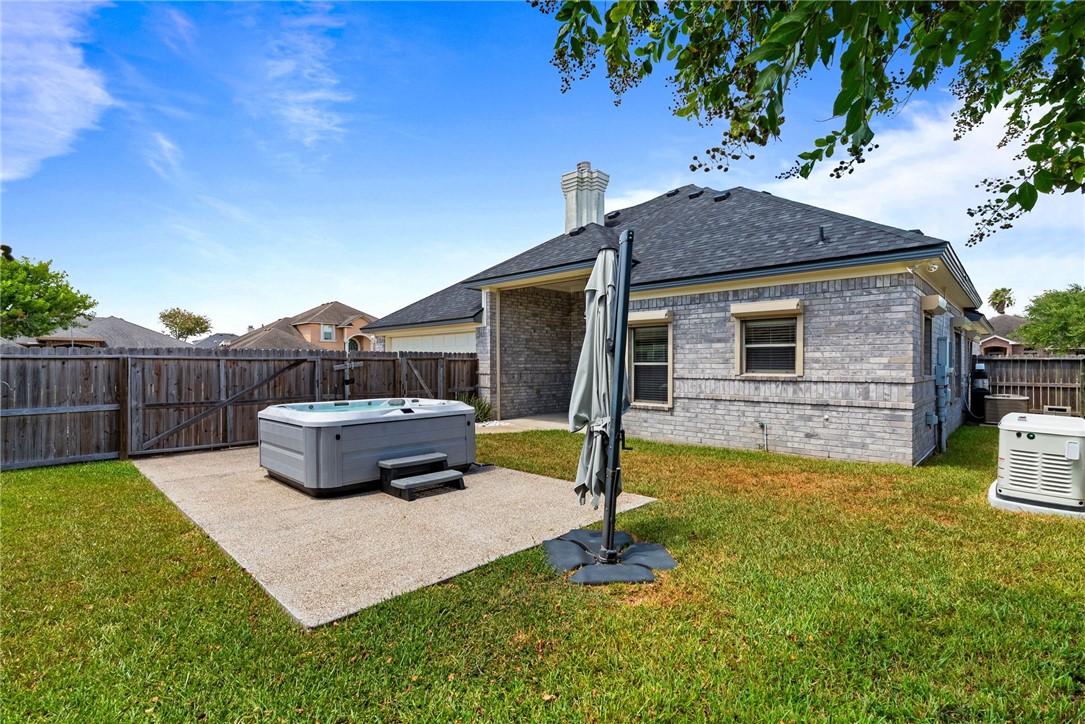 6821 Round Table Street Corpus Christi TX 78414