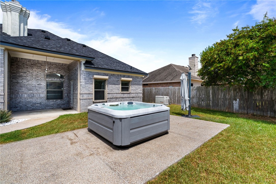 6821 Round Table Street Corpus Christi TX 78414