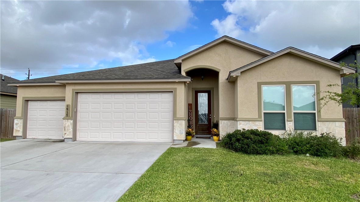 1917 Chesapeake Bay Drive Portland TX 78374