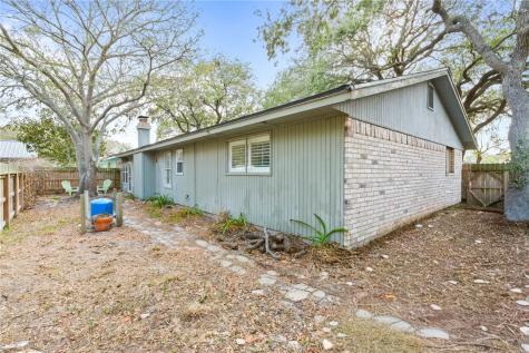 2130 Eastwind Street Ingleside TX 78362