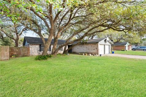 2130 Eastwind Street Ingleside TX 78362