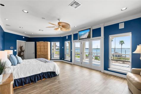 134 Bay Harbor Drive Aransas Pass TX 78336