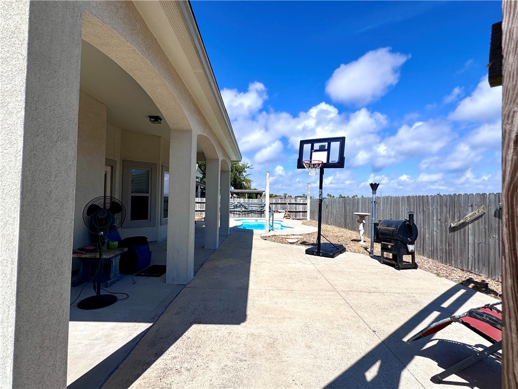 13942 Windjammer Drive Corpus Christi TX 78418