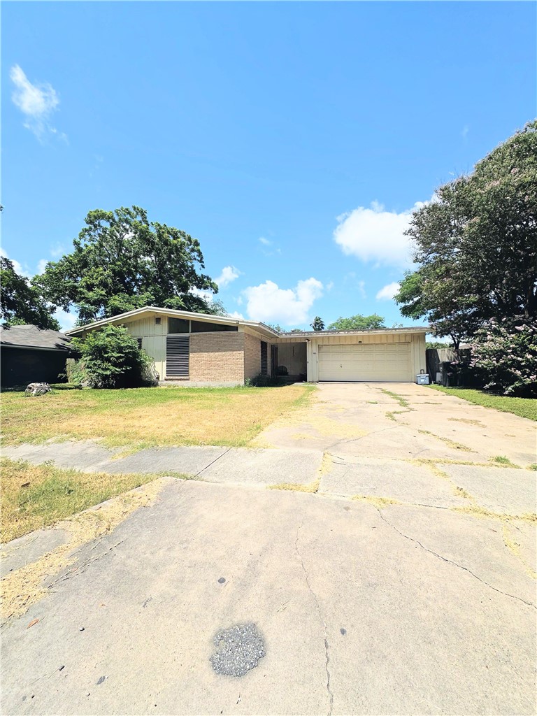 3225 Orlando Drive Corpus Christi TX 78411