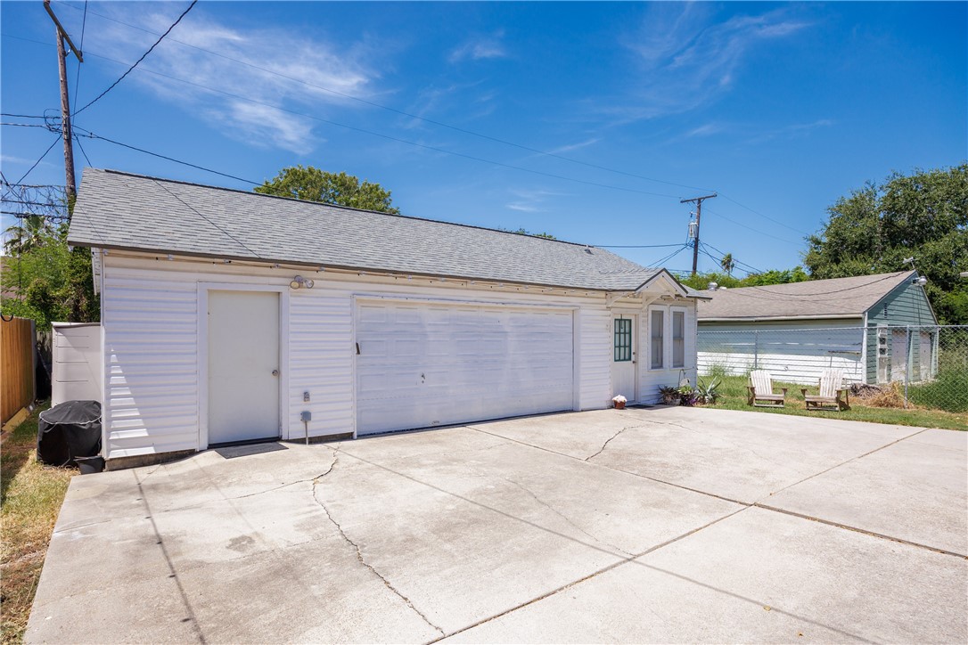 330 Cole Street Corpus Christi TX 78404