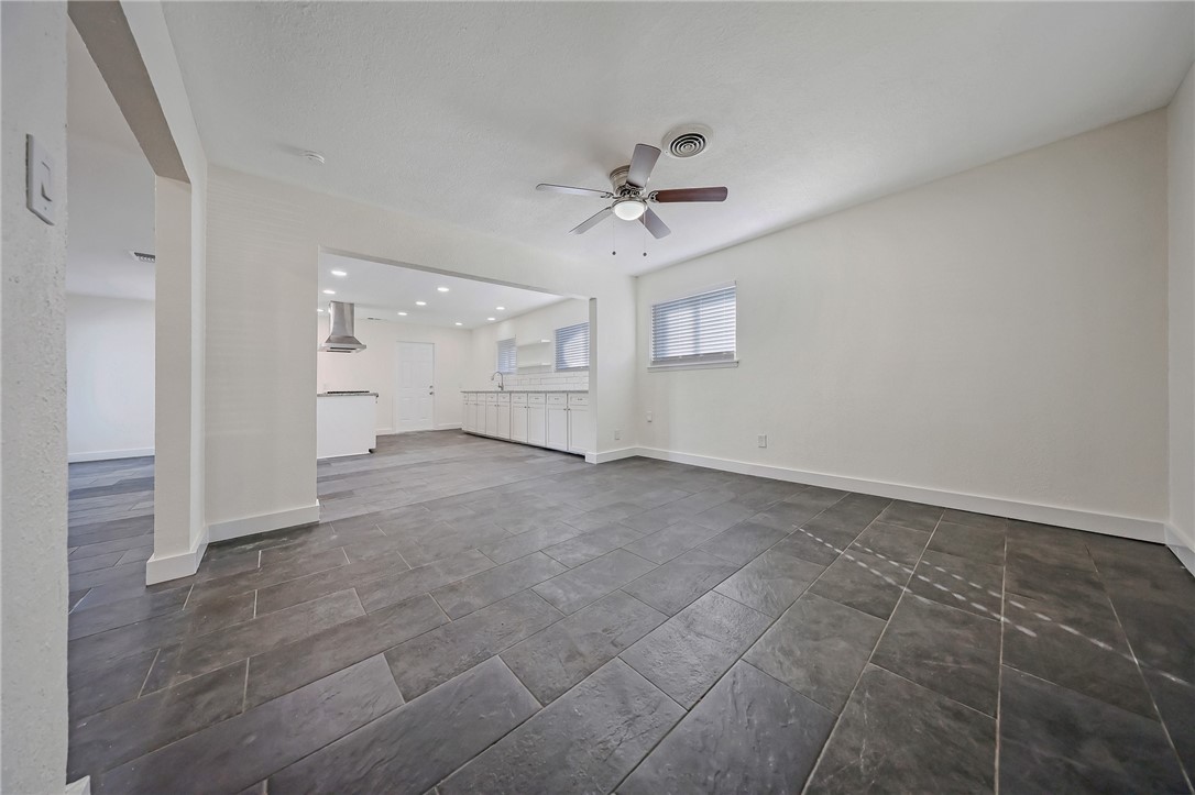 4013 Kingston Drive Corpus Christi TX 78411