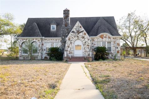 408 W 5th Street Alice TX 78332