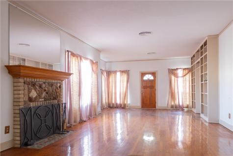 408 W 5th Street Alice TX 78332