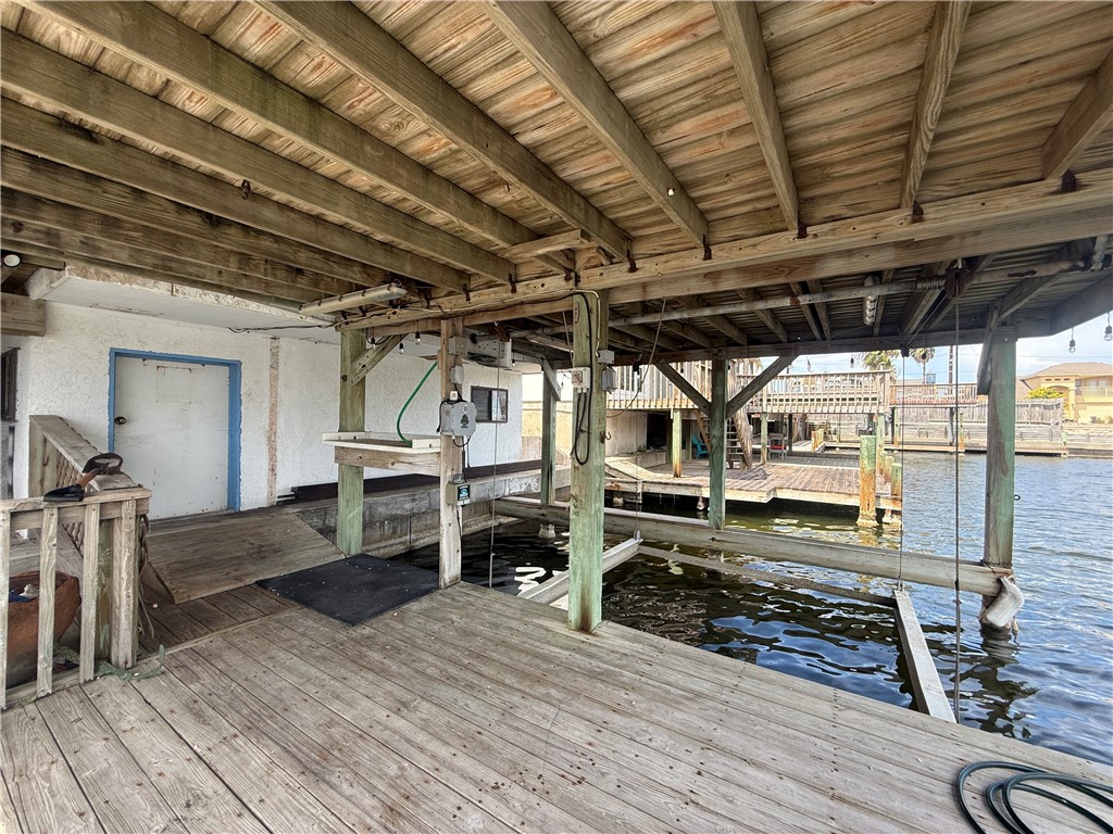 15310 Yardarm Court Corpus Christi TX 78418