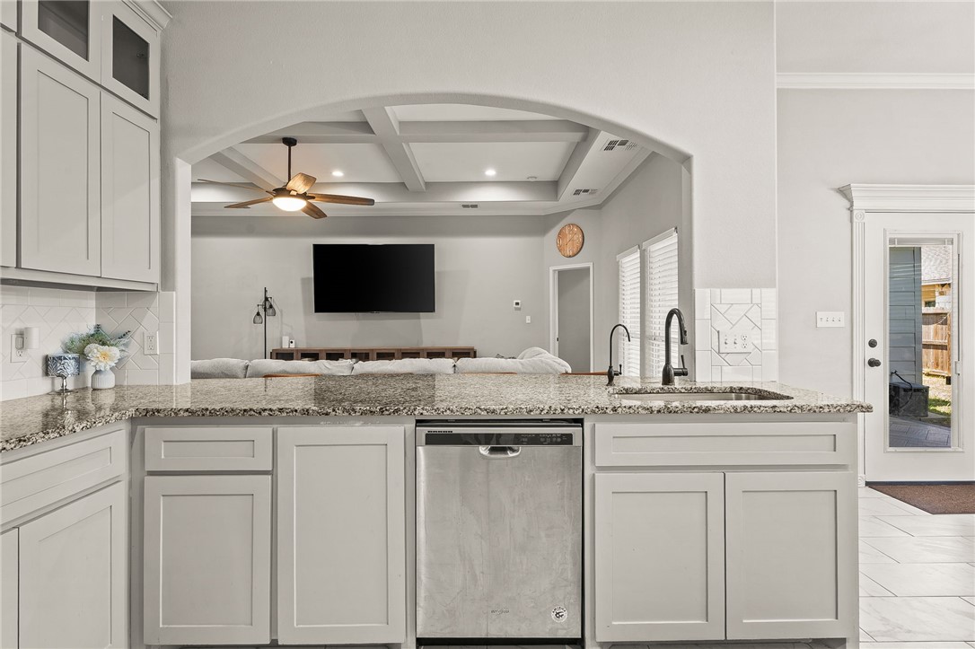 3926 Woodhouse Corpus Christi TX 78414